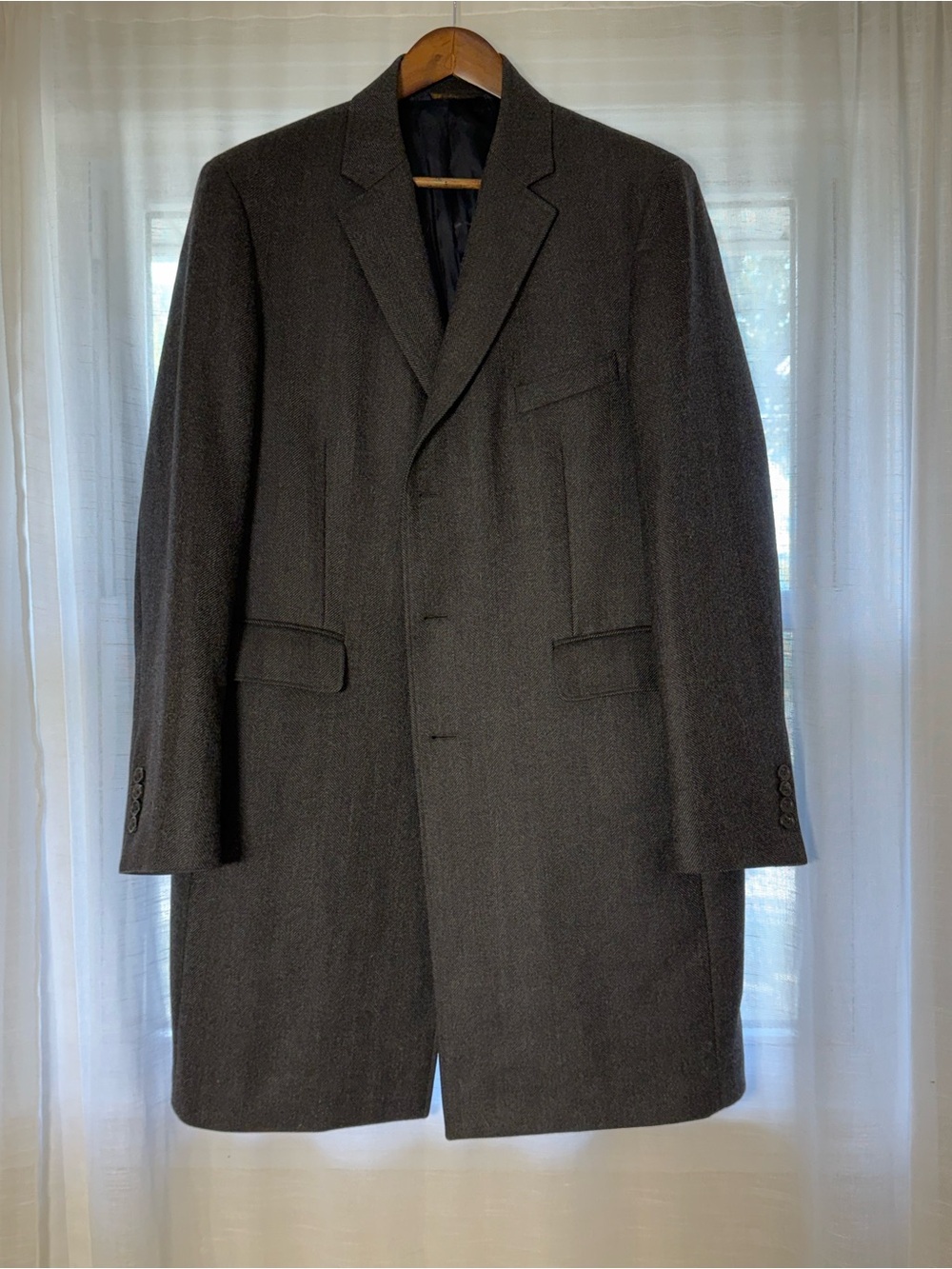 Brooks Brothers Dark Gray Wide Herringbone 100% Italian Wool Blend Overcoat- 44R - Picture 3 of 15